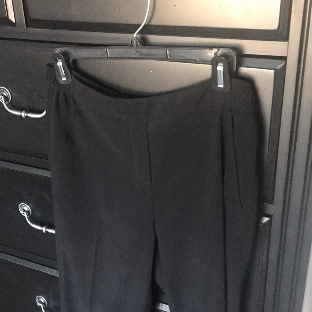 Black trousers